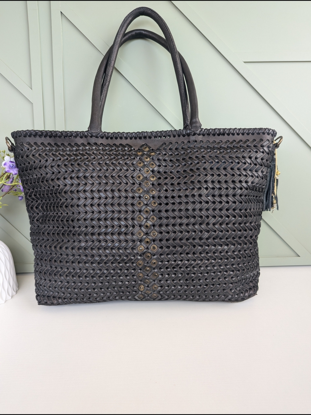 Woven Leather Tote Bag - Black Braided Design - Picture 2 of 16